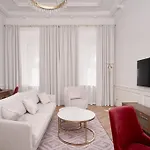 Traugutta 12 4*