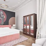 Traugutta 12 4*