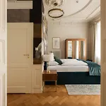 Traugutta 12 4* Lodz