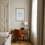 Hotel Traugutta 12 Lodz
