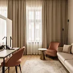 Traugutta 12 Hotel