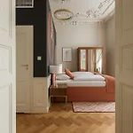 Hotel Traugutta 12