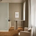 Traugutta 12 4* Lodz