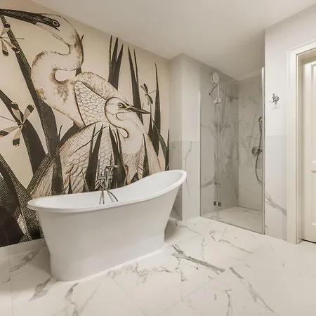 Traugutta 12 Hotel Łódź