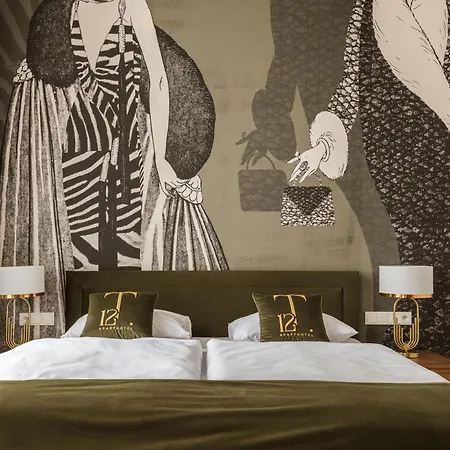 Traugutta 12 Hotel
