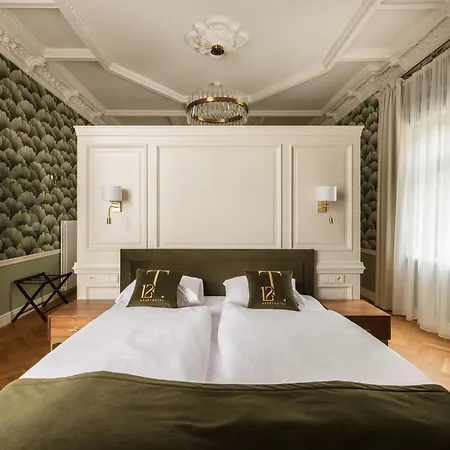 Hotel Traugutta 12 4*